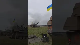 Ukraine Soldiers Train on UK's Self-Propelled 155mm AS-90