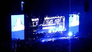 Live and Let Die - Paul McCartney in Moscow Olimpiyskiy December 14, 2011