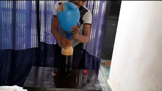 balloon vs coca cola Mentos llCoca Cola VS Salt in Large Balloon | WhatWill Happen?