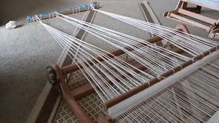 DIY warp tensioner for leashing a rigid heddle loom