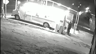 Armed robbers targeting taco trucks