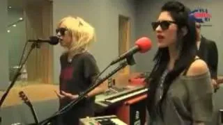 The Veronicas - Everything I'm Not (live session)