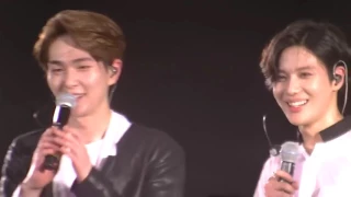 Thoughtful SHINee Taemin asks Onew if he can talk (Last Concert before Onew's surgery)