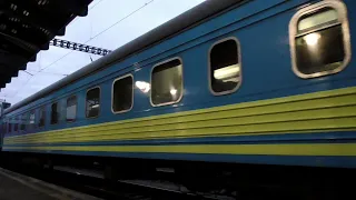 ЧС4-130 подаёт на посадку поезд №780 Киев - Сумы