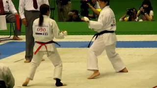 2010　JKA All Japan female kumite final Shiina vs Tanabe(halfway)