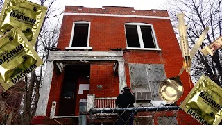 Abandoned Houses Are Terrifying in the Most Dangerous Places Urbex Full of Shocking Stuff!