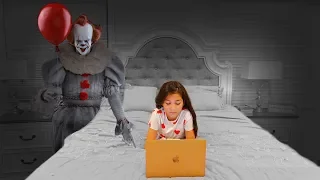 “IT” CREEPY CLOWN PRANK!! (GONE WRONG)