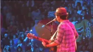 Jason Mraz - I'm Yours (Live @ We Day Vancouver '09)