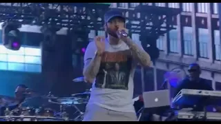 Eminem and 50 Cent - Patiently waiting (Twickenham stadium, London)