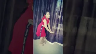 Kanta laga # easy dance #for kids #Sparshi and Inaaya