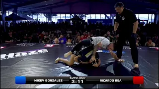 “SLAP EXCHANGES with Mike Gonzales Vs Ricardo Rea (Subversiv. Combat Jiu Jitsu)