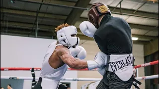 (LEAK) Devin Haney DOG WALKS Teofimo Lopez Down in SPARRING