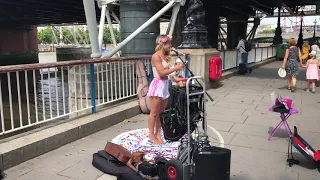 Christina Perri, A Thousand Years (cover by Sammie Jay) - busking in the streets of London, UK