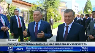 Ш.Мирзиёев лично встретил Президента Казахстана в аэропорту Ташкента