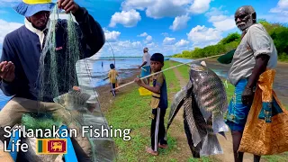 Never Seen!! How The Village People Catch Fish In The Lake |Village Fishing Skills|@SLfoodsacademy