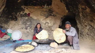 Old Lovers Living in a Cave | Love in Old Age | Life like 2000 Years Ago | Village life Afghanistan