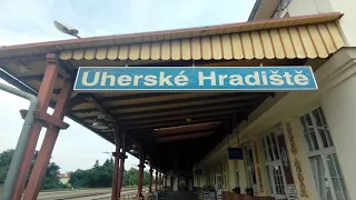 Hlášení - Uherské Hradiště (INISS) Danuše Hostinská-Klichová + znělka