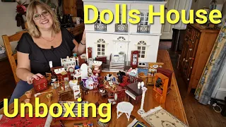 Unboxing all the furniture & wonderful things that my new Dolls House restoration project came with