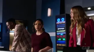 The Flash S07E16 || Team Flash Trapped GodSpeed