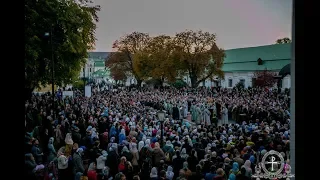 Тысячи верующих молились Пресвятой Богородице в Киево-Печерской Лавре