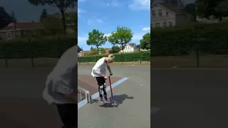 down rail #scooter #park #street #scooterboy #shorts #shortvideo #viral