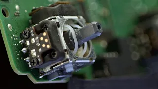 PS4 controller - Hall effect robotic position sensors - ASSEMBLY TEASER