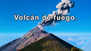 Subimos el VOLCÁN más PELIGROSO de Centroamérica || Volcán de fuego y Acatenango.