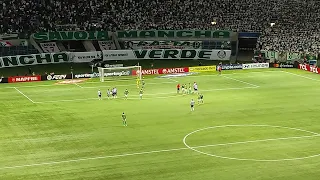 eu tava no jogo do Palmeiras e eu tava contra o del Valle aquele suco