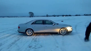 Audi s8 d2 drift snow