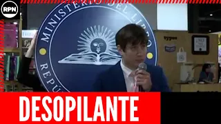 ¡¡DESOPILANTE parodia al vocero Manuel Adorni en la Feria del Libro!!