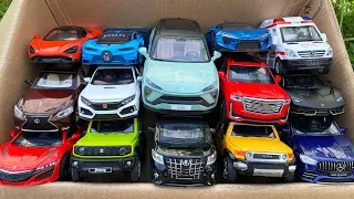 Box full of Vehicles, Nio es6, Mclaren, Bugatti, Lykan Hypersport, Ambulance, LS500H, Alphard.