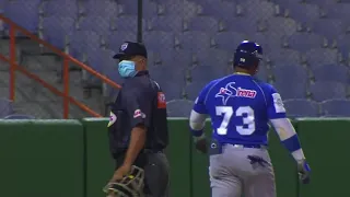 Yermin Mercedes lanza bate al dugout de los Toros