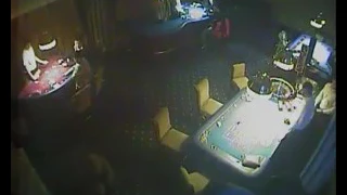 Нардеп БПП с женой избили мужчину в казино
