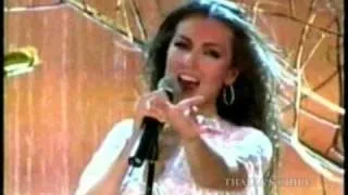 THALIA - QUIERO HACERTE EL AMOR (CON BANDA)