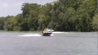 12091 242 Bayliner 2150