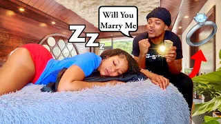 PROPOSING TO MY GIRLFRIEND IN HER SLEEP GETS*Emotional*