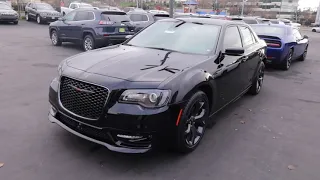 2022 CHRYSLER 300S FULLYLOADED