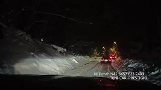 BMW X3 F25 VS AUDI Q7 ICE SNOW CLIMBING