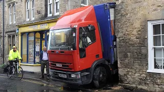 Extreme Dangerous Idiots Truck Driving Skills - Total idiots at work - Truck Fails Compilation #2