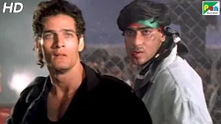 अजय देवगन ने की बॉडी बिल्डर की धुलाई - Fight Scene | Platform | Tisca Chopra, Paresh Rawal, Nandini