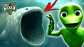 DAME TU COSITA ENCONTROU o MONSTRO do MAR no GTA 5 ! ET QUE DANÇA