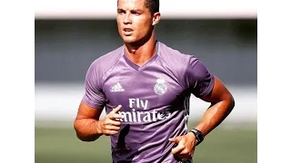 Cristiano Ronaldo is back at Ciudad Real Madrid!