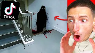 NE JAMAIS REGARDER DES TIKTOK HORREUR HALLOWEEN LORSQUE VOUS ÊTES SEUL À LA MAISON !! (EFFRAYANT)