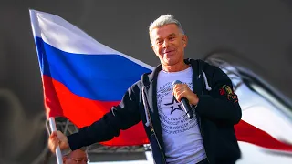 «Разорвал флаг на глазах!» Газманов ярким поступком доказал любовь к России