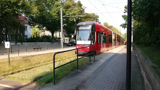 Dresden:Straßenbahn NGT D12DD Wagennr.:2825 der DVB AG Linie 3 nach Wilder Mann