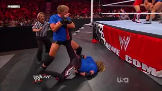 Team Raw vs  Team SmackDown LIVE  in a Battle Royal   WWE RAW 2010