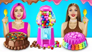 Desafío Comida de Chicle VS Chocolate | Postres Gigantes y Soplado de Chicle por RATATA CHALLENGE