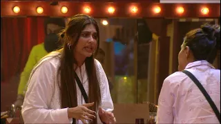 A fight over food between Nimrit and Priyanka | Bigg Boss 16 | Colors