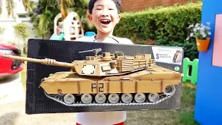 예준이의 탱크 장난감 개봉놀이 조립놀이 조종놀이 Tank Toy Assembly Toys Activity