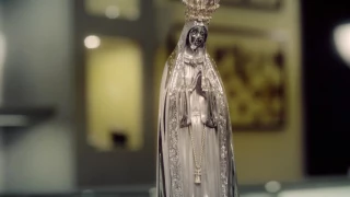 Image of Our Lady of Fatima with Precious Crown
